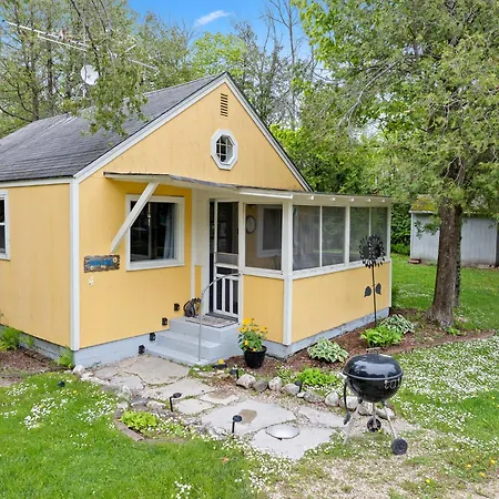 Sunset Shores - Sunflower Cabin #4 By Simple Life Rentals